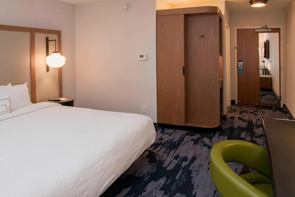 Fairfield Inn & Suites Minneapolis North Бруклин-Сентер Экстерьер фото
