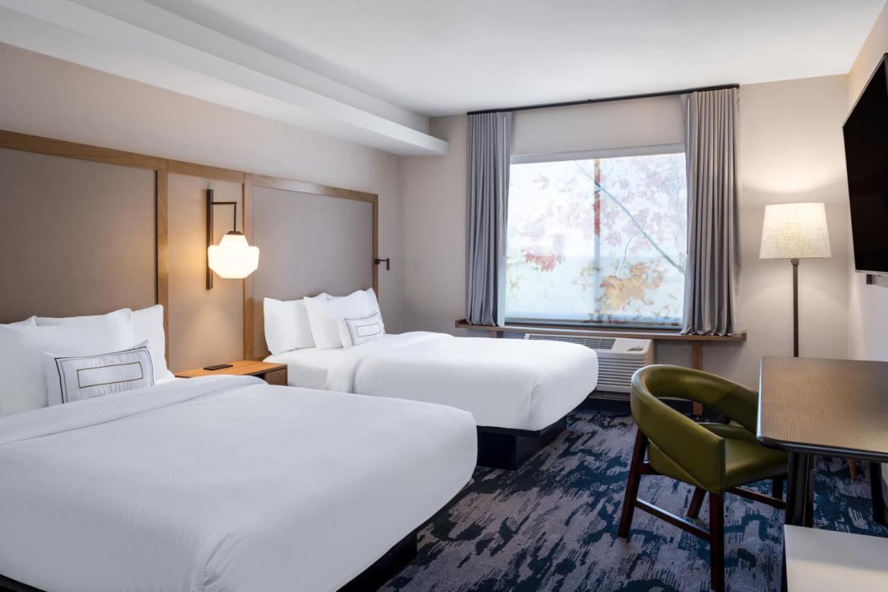 Fairfield Inn & Suites Minneapolis North Бруклин-Сентер Экстерьер фото
