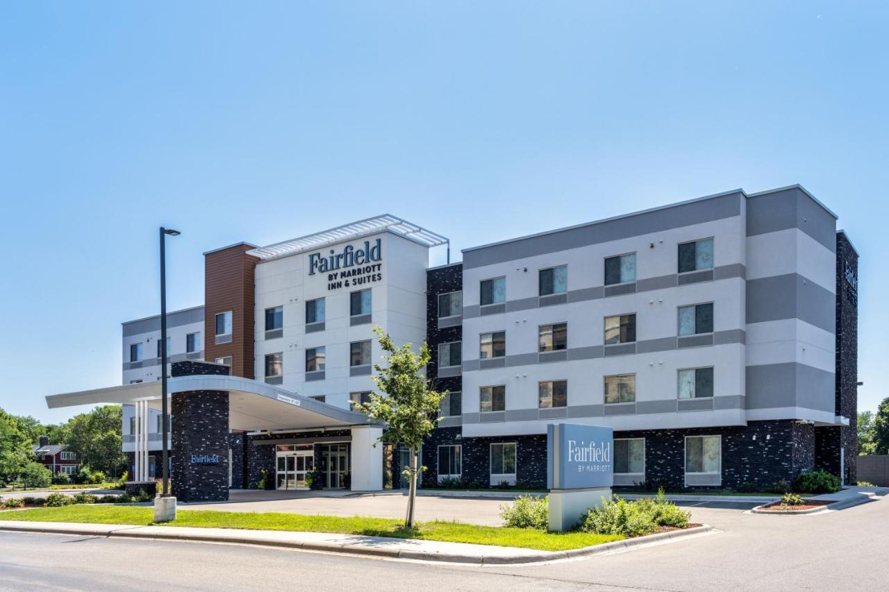 Fairfield Inn & Suites Minneapolis North Бруклин-Сентер Экстерьер фото